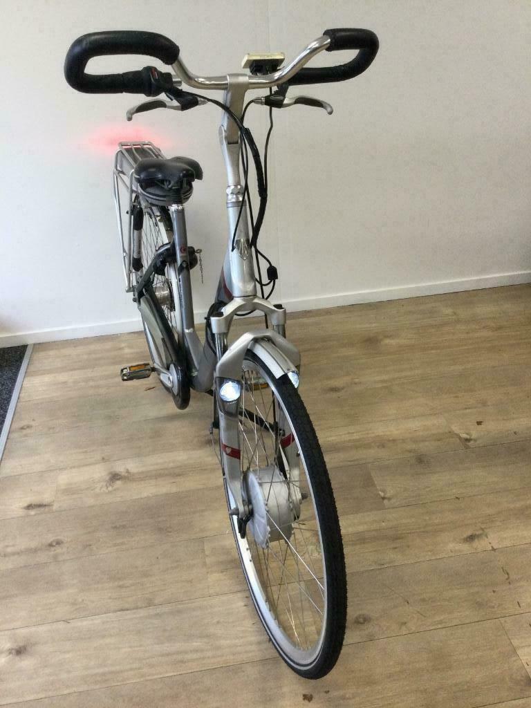 Korea dier Inwoner Trek Navigator L300 Plus Dames Elektrische fiets - Tweewielershop Almere