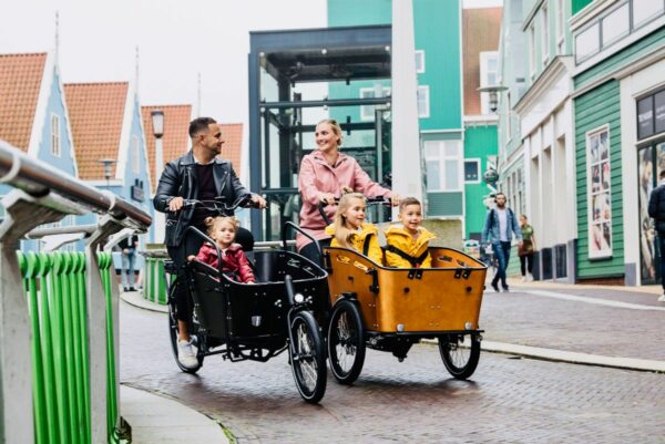 Vogue Carry 3 Elektrische Bakfiets Zwart-Bruin-Zwart 2024