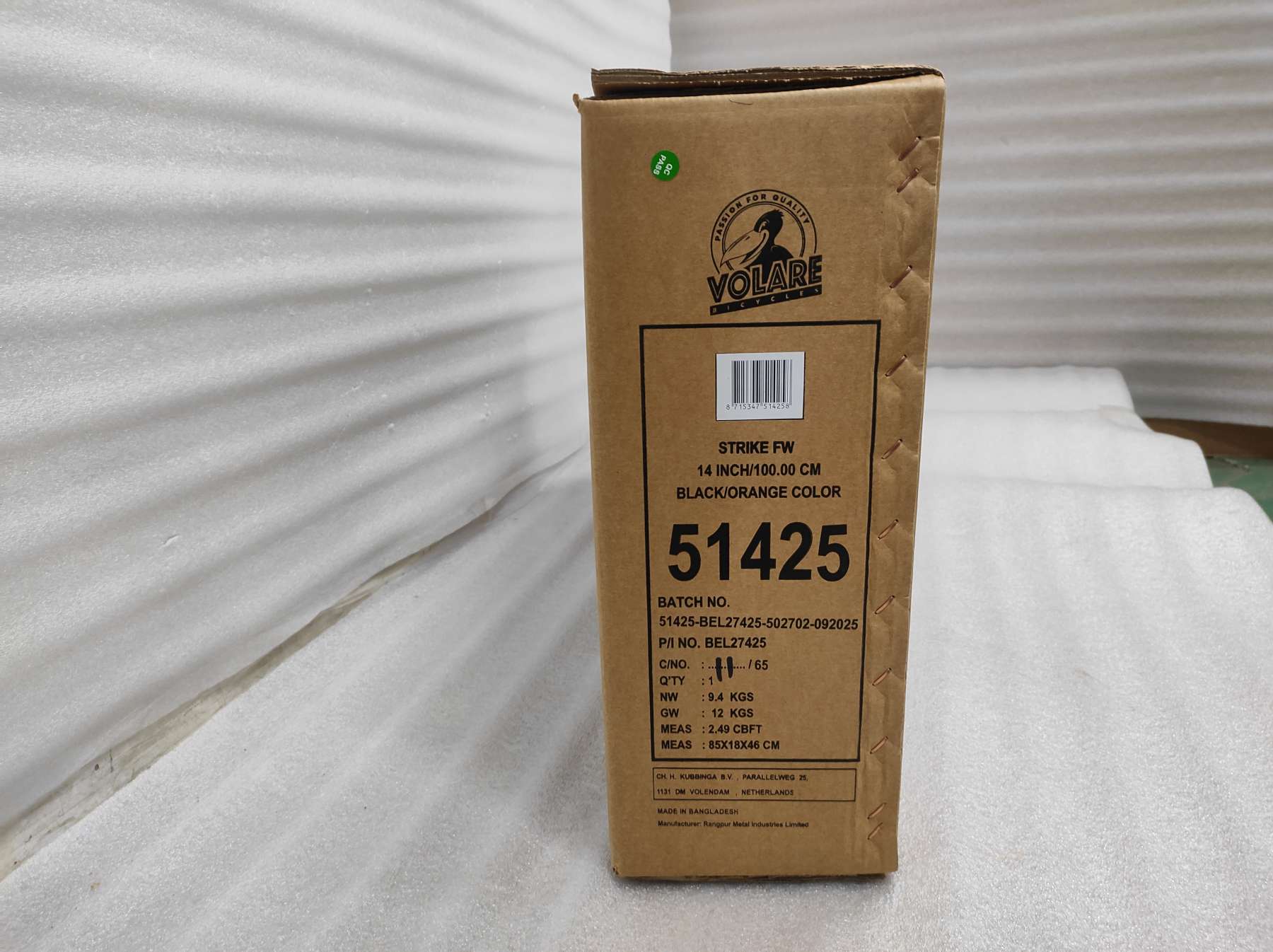 Volare Strike Kinderfiets – Jongens – 14 inch – Zwart Oranje – Twee handremmen Volare Strike Kinderfiets – Jongens – 14 inch – Zwart Oranje – Twee handremmen